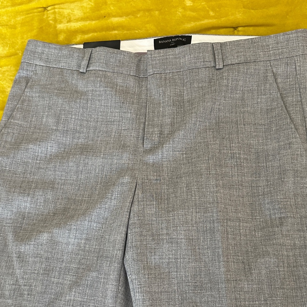 Banana Republic Avery Light Gray Ankle Trousers NWT Sz 10 - Picture 3 of 8